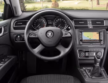 Передня панель Škoda Superb GreenLine '2013–15