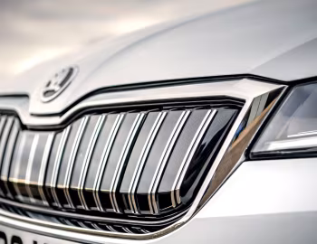 Škoda Superb iV [UK-spec] (3V) '2019–24