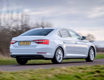 Škoda Superb iV [UK-spec] (3V) '2019–24