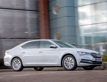 Škoda Superb iV [UK-spec] (3V) '2019–24