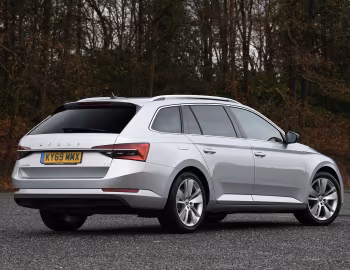 Škoda Superb iV Estate [UK-spec] (3V) '2019–24