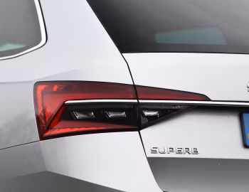 Škoda Superb iV Estate [UK-spec] (3V) '2019–24