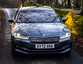 Škoda Superb iV Estate [UK-spec] (3V) '2019–24
