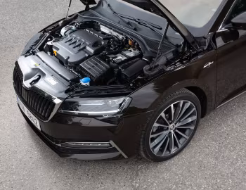 Sob o capô Škoda Superb Laurin & Klement [Worldwide] (3V) '2019–24