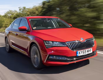 Škoda Superb Laurin & Klement [UK-spec] (3V) '2019–24