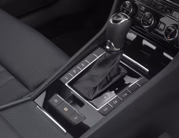 Interior Škoda Superb Laurin & Klement [UK-spec] (3V) '2019–24