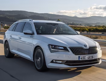 Škoda Superb Laurin & Klement Combi [Worldwide] '2015–19