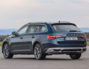 Škoda Superb Scout [Worldwide] (3V) '2019–24