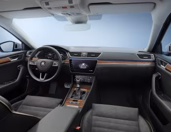 Painel frontal Škoda Superb Scout [Worldwide] (3V) '2019–24
