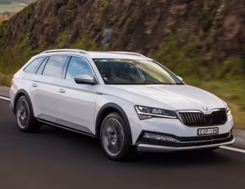 Škoda Superb Scout [Australia] (3V) '2020–24