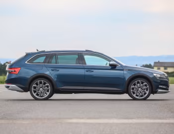 Škoda Superb Scout [Worldwide] (3V) '2019–24