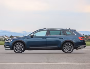 Škoda Superb Scout [Worldwide] (3V) '2019–24