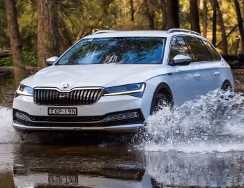 Škoda Superb Scout [Australia] (3V) '2020–24