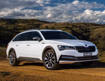 Škoda Superb Scout [Australia] (3V) '2020–24