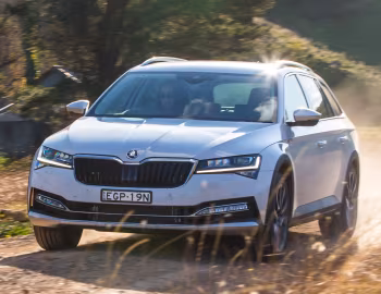 Škoda Superb Scout [Australia] (3V) '2020–24