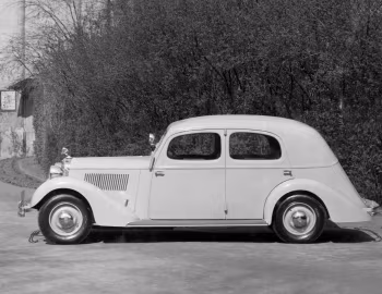 Škoda Superb Sedan (Type 640) '1934–39