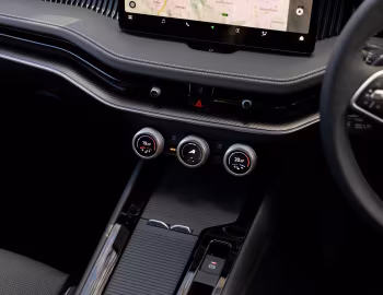 Interior Škoda Superb Sportline [Australia] (3Y) '2025–pr.