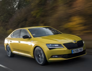 Škoda Superb SportLine [UK-spec] '2016–19
