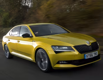 Škoda Superb SportLine [UK-spec] '2016–19