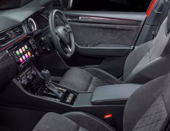 Інтер'єр Škoda Superb SportLine 4×4 [Australia] '2017–19