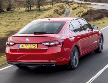 Škoda Superb SportLine [UK-spec] '2016–19