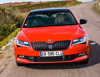 Škoda Superb SportLine 4×4 [Worldwide] '2015–19