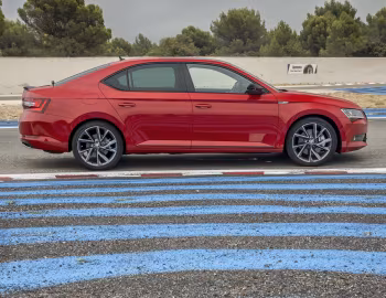 Škoda Superb SportLine 4×4 [Worldwide] '2015–19