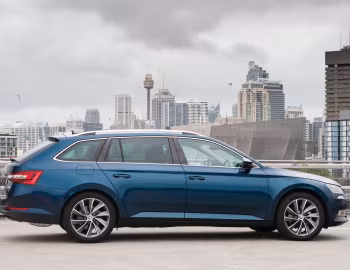 Škoda Superb Wagon [Australia] '2016–19