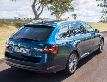 Škoda Superb Wagon [Australia] '2016–19