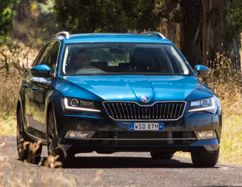 Škoda Superb Wagon [Australia] '2016–19
