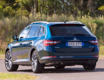 Škoda Superb Wagon [Australia] '2016–19