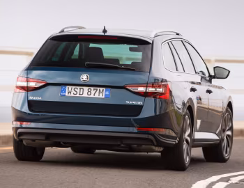 Škoda Superb Wagon [Australia] '2016–19