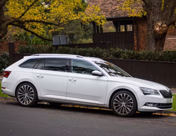 Škoda Superb Wagon 4×4 [Australia] '2016–19