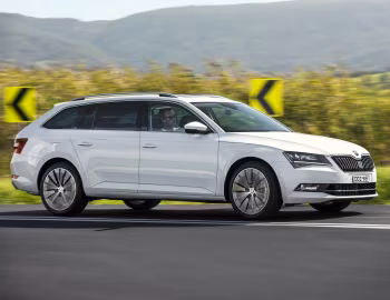 Škoda Superb Wagon 4×4 [Australia] '2016–19