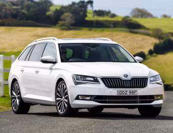 Škoda Superb Wagon 4×4 [Australia] '2016–19