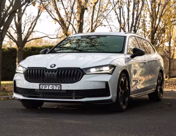 Škoda Superb 4×4 Wagon Sportline [Australia] (3Y) '2025–pr.