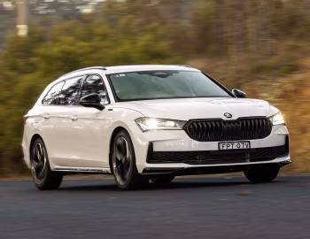 Škoda Superb 4×4 Wagon Sportline [Australia] (3Y) '2025–pr.