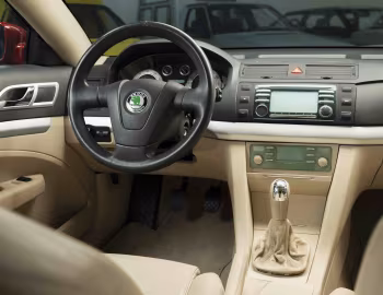 Painel frontal Škoda Tudor Concept '03.2002