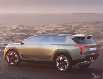 Škoda Vision 7S '08.2022