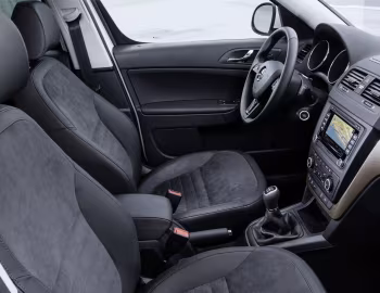 Інтер'єр Škoda Yeti [Worldwide] '2013–17