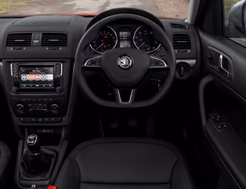 Painel frontal Škoda Yeti Outdoor [UK-spec] '2014–17