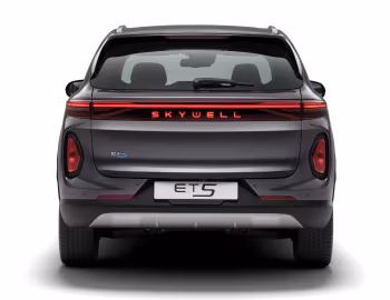 Skywell ET5 [CIS] '2022–pr.