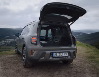 Coffre smart #5 "Summit Edition" [Worldwide] '2025–pr.