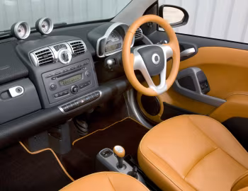 Торпедо smart fortwo "edition limited two" cabrio [UK-spec] (A451) '2008