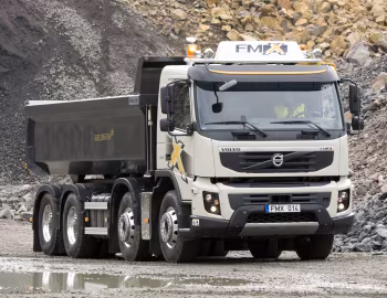 Volvo FMX 420 8×4 rigid Day cab with Sörling tipper body '2009–13