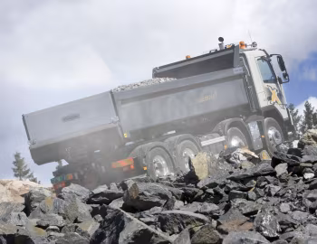 Volvo FMX 420 8×4 rigid Day cab with Sörling tipper body '2009–13