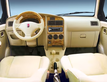 Тарпеда Soyat Hatchback (NJ7150) '2005–08