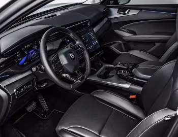 中控台 Sportequipe 8 GT '2025–至今