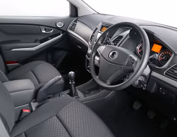 Интерьер SsangYong Korando [South Africa] '2015–17