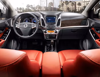 Интерьер SsangYong Korando C '08.2013–01.2017